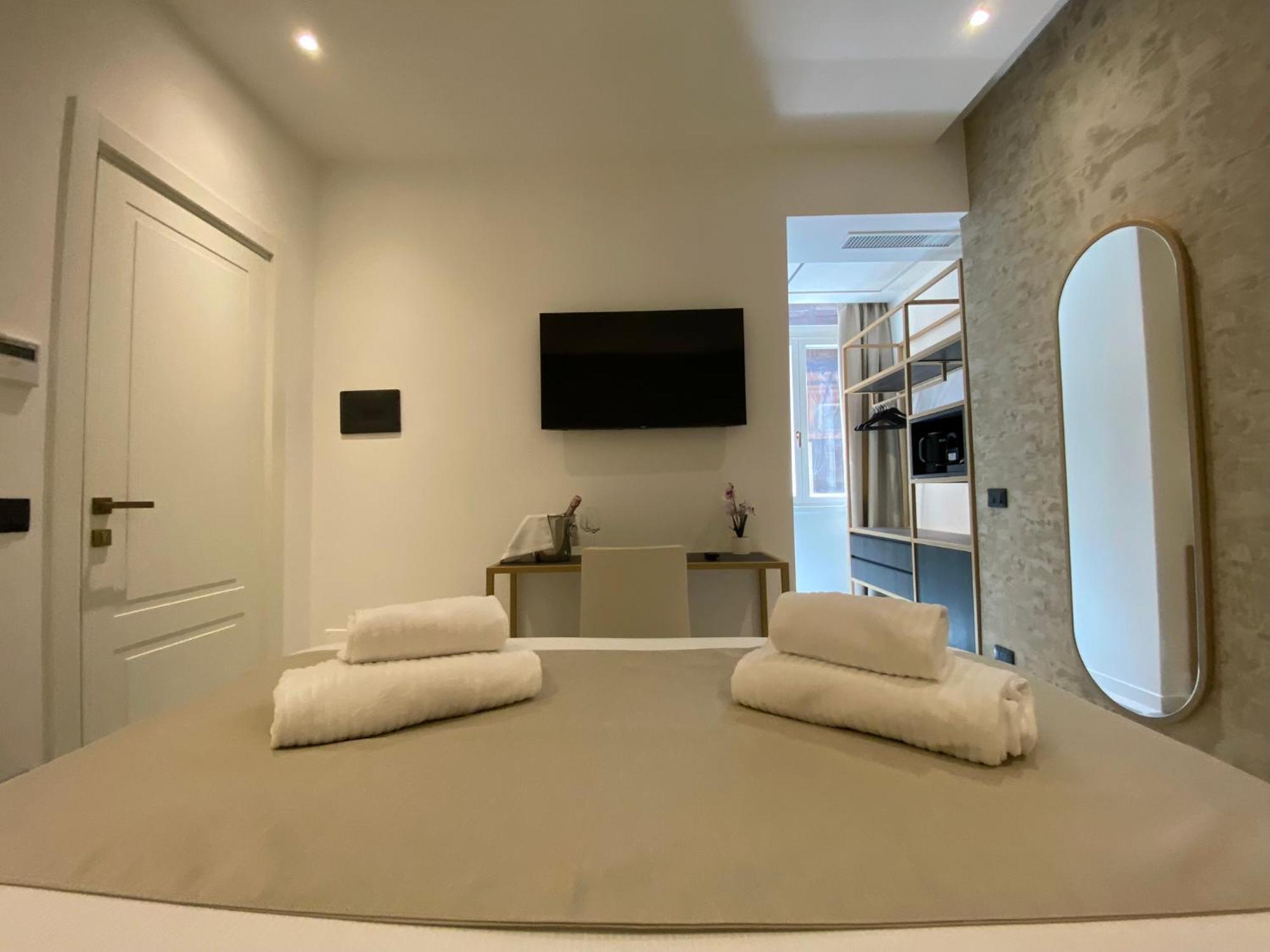 Suite Croce Rome Exterior photo